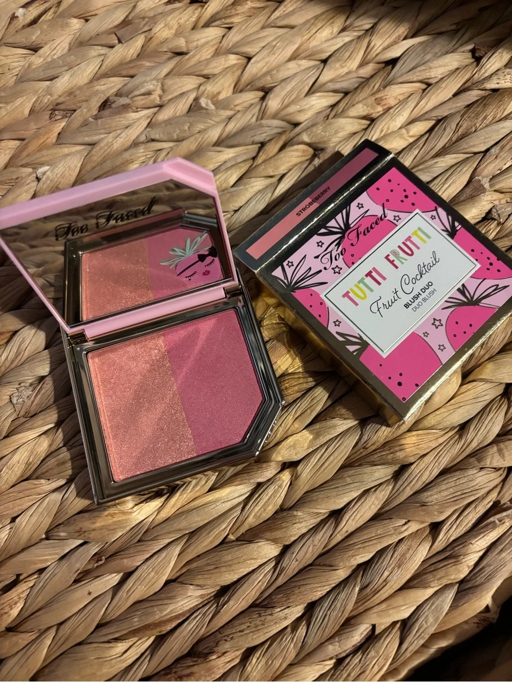 Too Faced Tutti Frutti Fruit Cocktail Blush Duo - Bright Pink